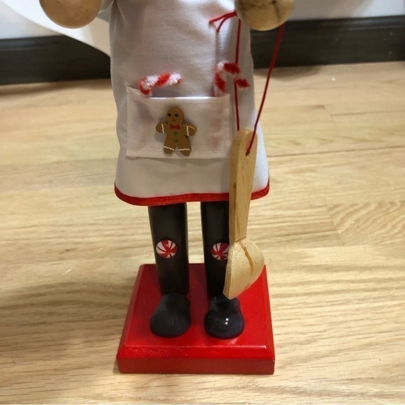 Gingerbread Maker Nutcracker Wood NEW Chef Baker Christmas Decor Holiday - Picture 3 of 7
